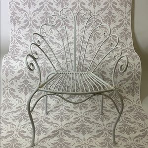 Butterfly chair